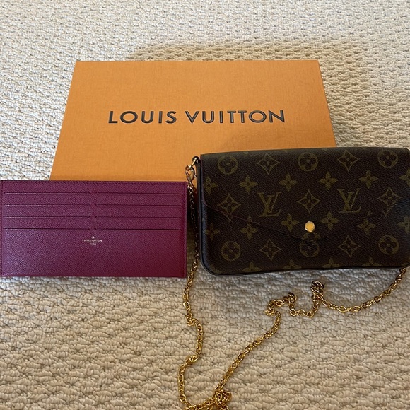 Louis Vuitton Felicie Pouchette Cluch/Crossbody with matching insert - Picture 4 of 5
